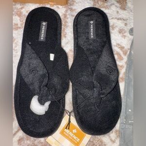 Merence Black Flip Flops
